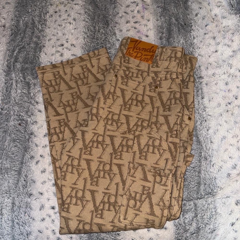 Super Rare and Amazing Vandy The Pink Jeans! Brand new and 30x30 but 32x32 fits